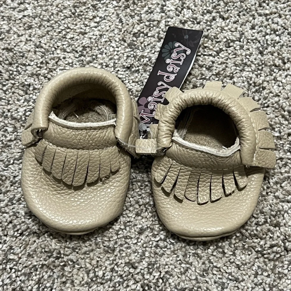 new with tags baby moccasins / shoes • 0-3 months